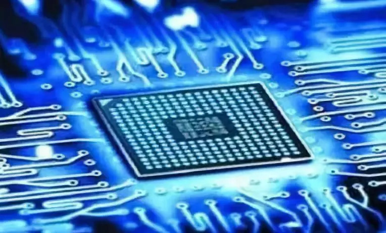 AI不只是统计学 阿里机器智能实验室主任金榕谈人工智能新视野，同时中外合作开发光量子计算芯片